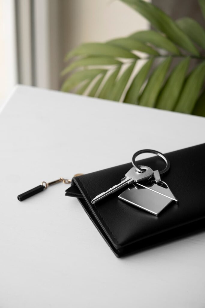 metaliczny-klucz-martwa-natura (1)